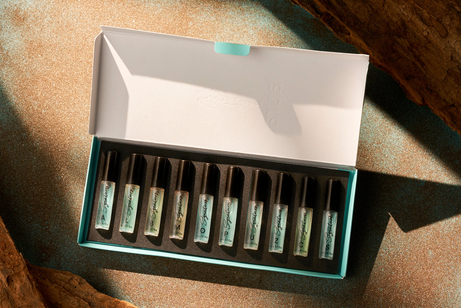 Signature Aura Eau De Perfum 10 x 3 ml + FREE!! Black Deodorant 70 Ml + 20 ML Men's EDP Perfume Gift Set